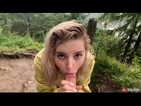 ❤️ Ragazza ingoia lo sperma dopo un pompino in pubblico - Eva Elfi ☑ Porno fatto in casa al it.sexarxiv.ru ❌️❤