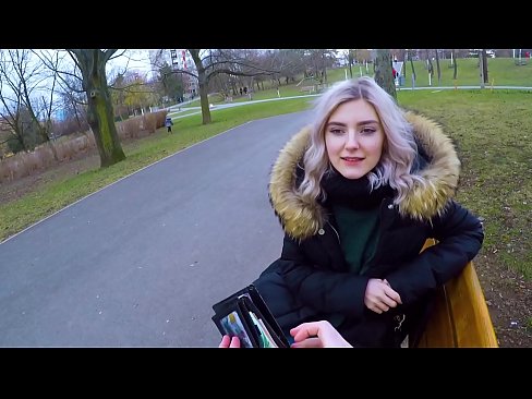 ❤️ Ingoia la sborra calda di uno sconosciuto per soldi - pompino nel parco di Eva Elfie ☑ Porno fatto in casa al it.sexarxiv.ru ❌️❤